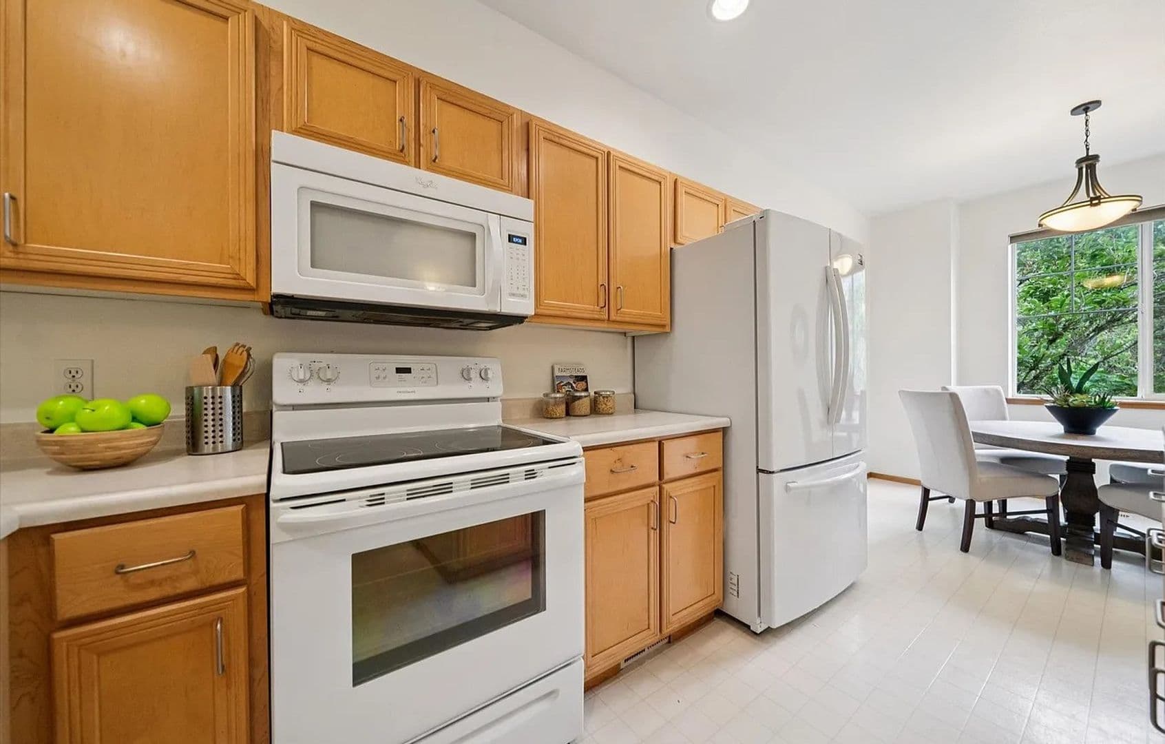 Beaverton House: 775 SW Dillan Drive