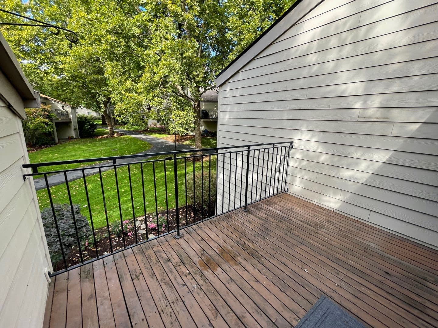Beaverton Townhome: 11775 SW Boones Bend Drive