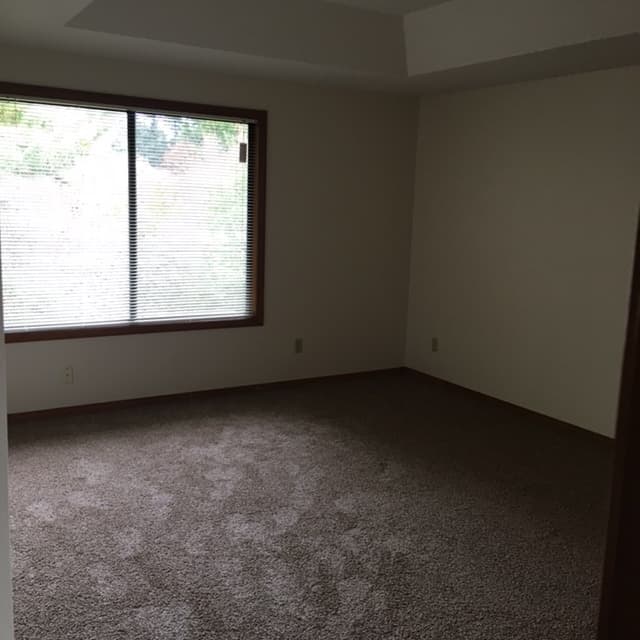 Beaverton House: 17545 NW Woodmere Court