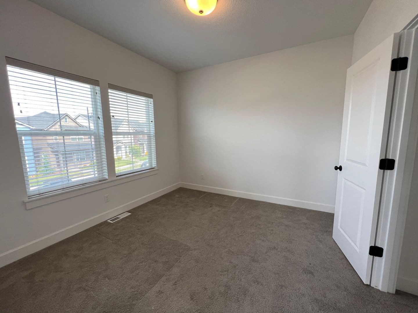 Hillsboro House: 7046 SE Chinquapin Drive