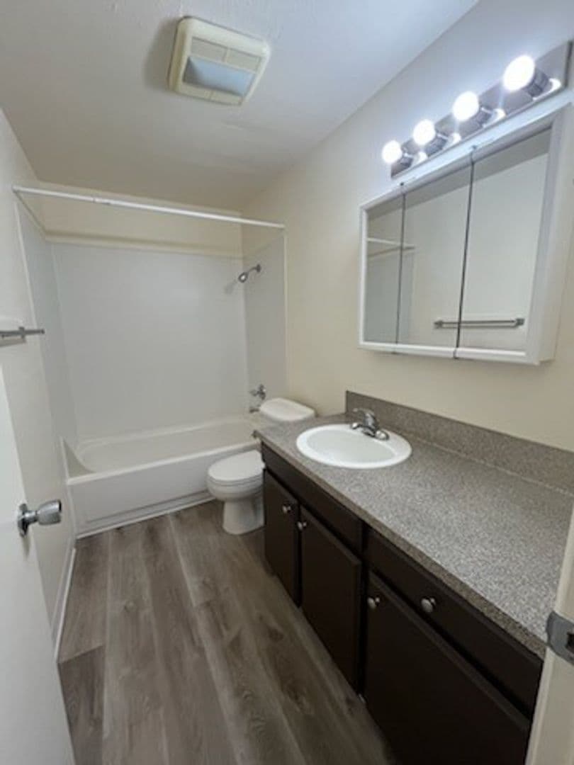 West Linn Apartment: 1777 Maple Street