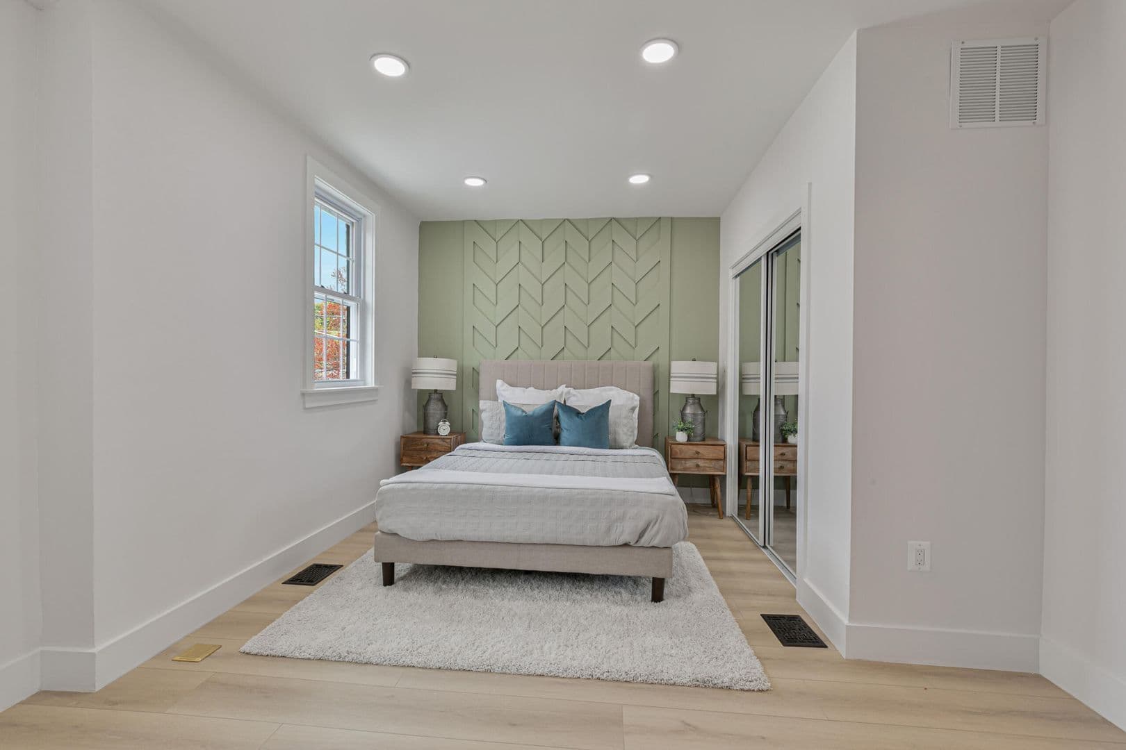 Washington Townhome: 6007 4th St NW