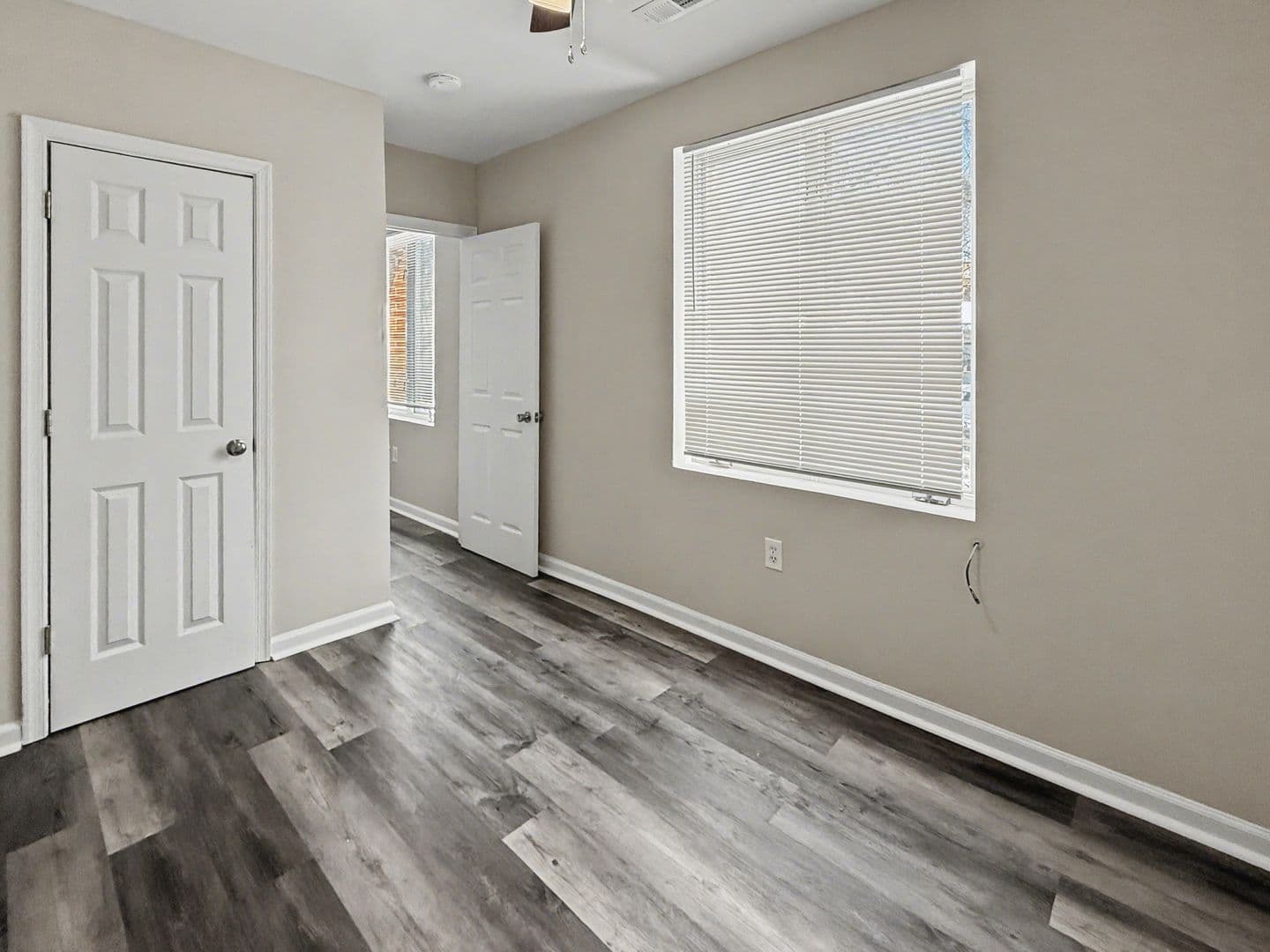 Washington Condo: 832 49th St NE Apt 1