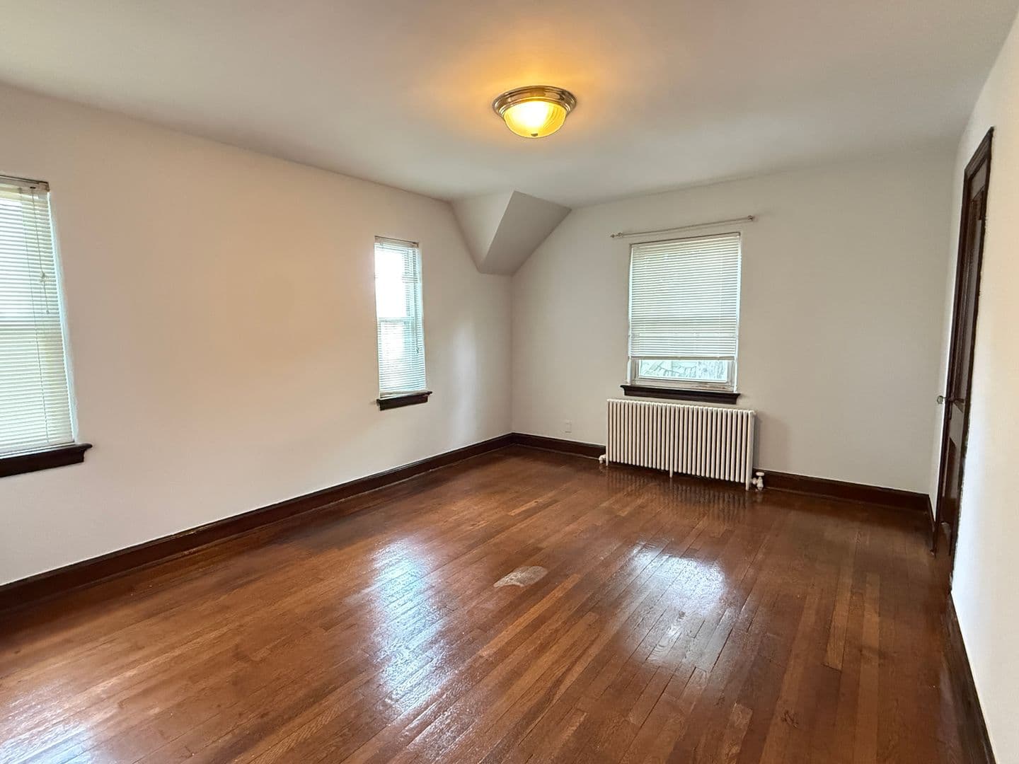 Washington House: 4409 Brandywine St NW