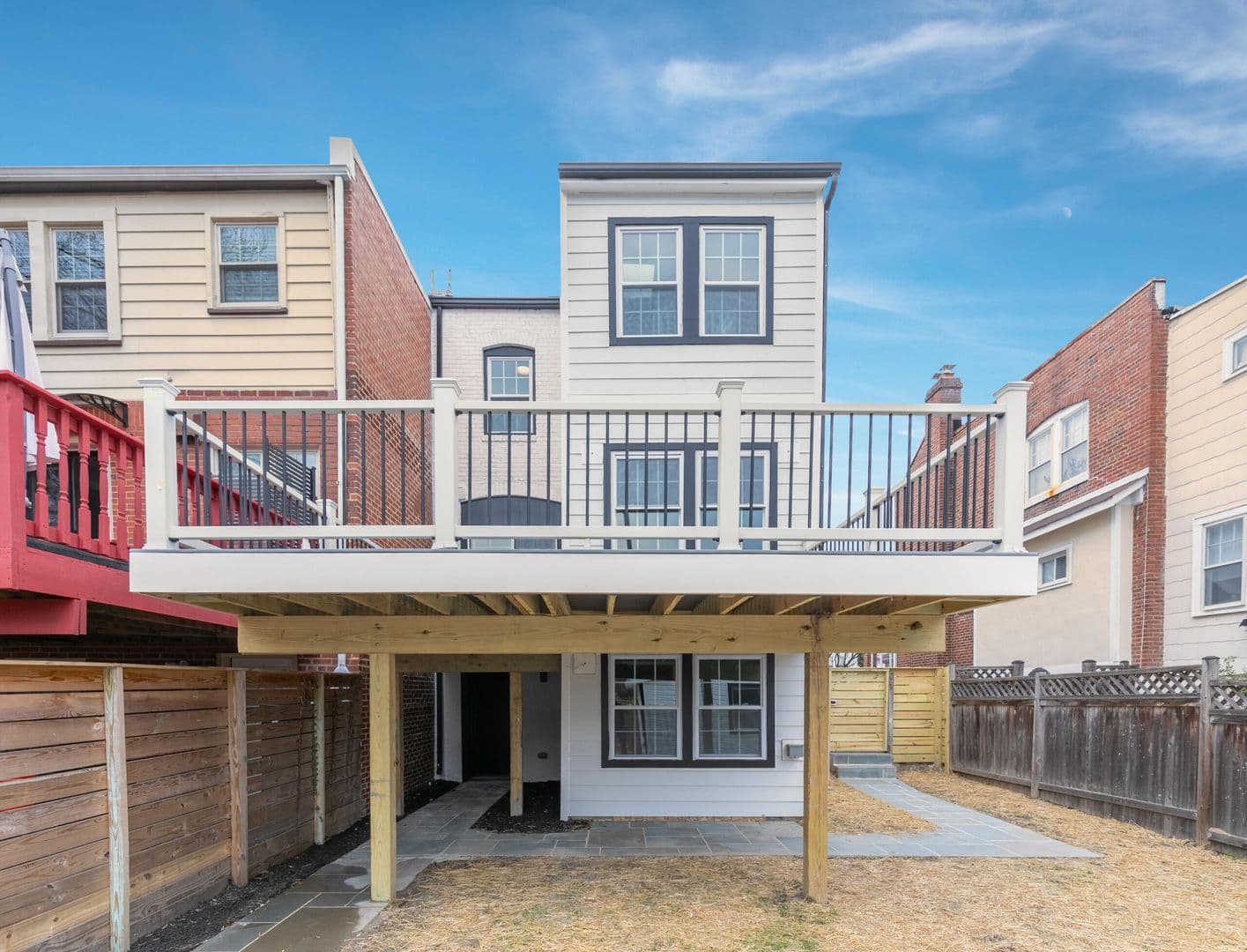 Washington Townhome: 6007 4th St NW
