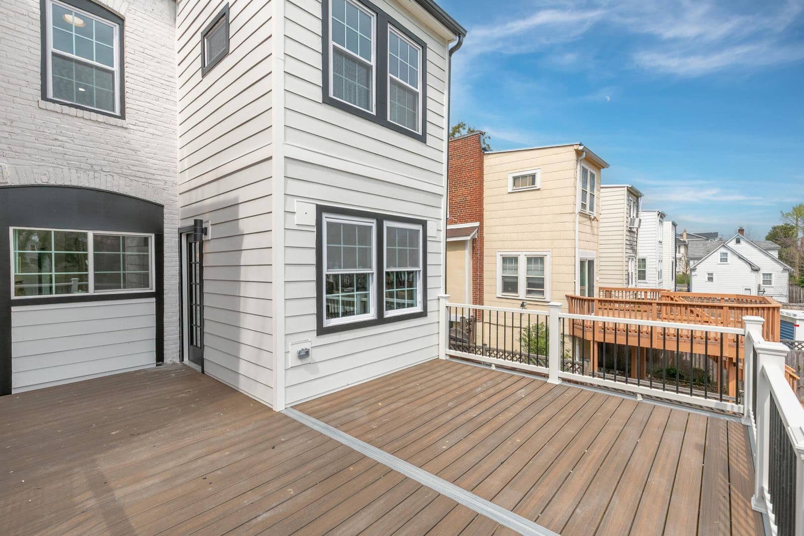 Washington Townhome: 6007 4th St NW