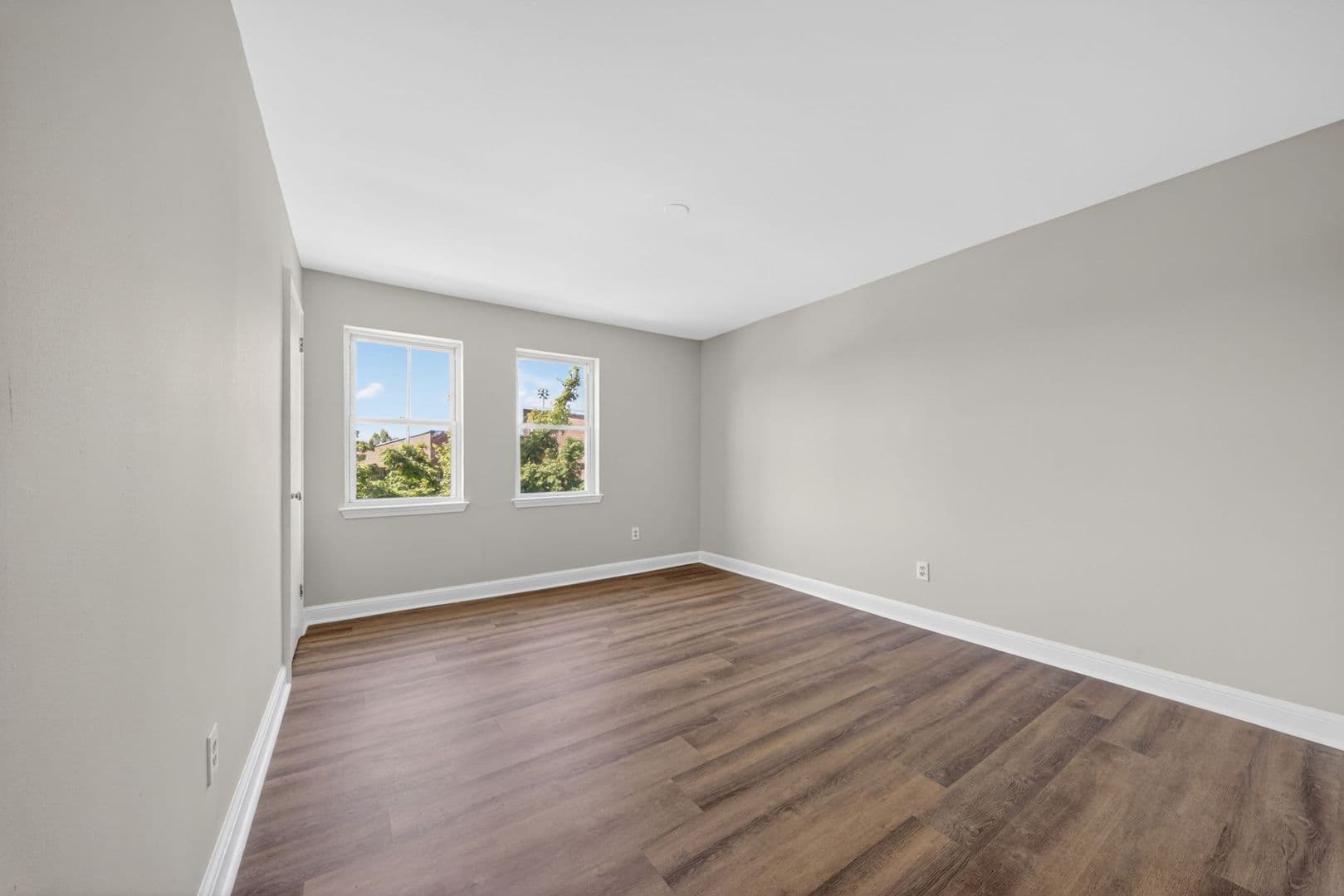 Washignton Condo: 1714 Gales St NE