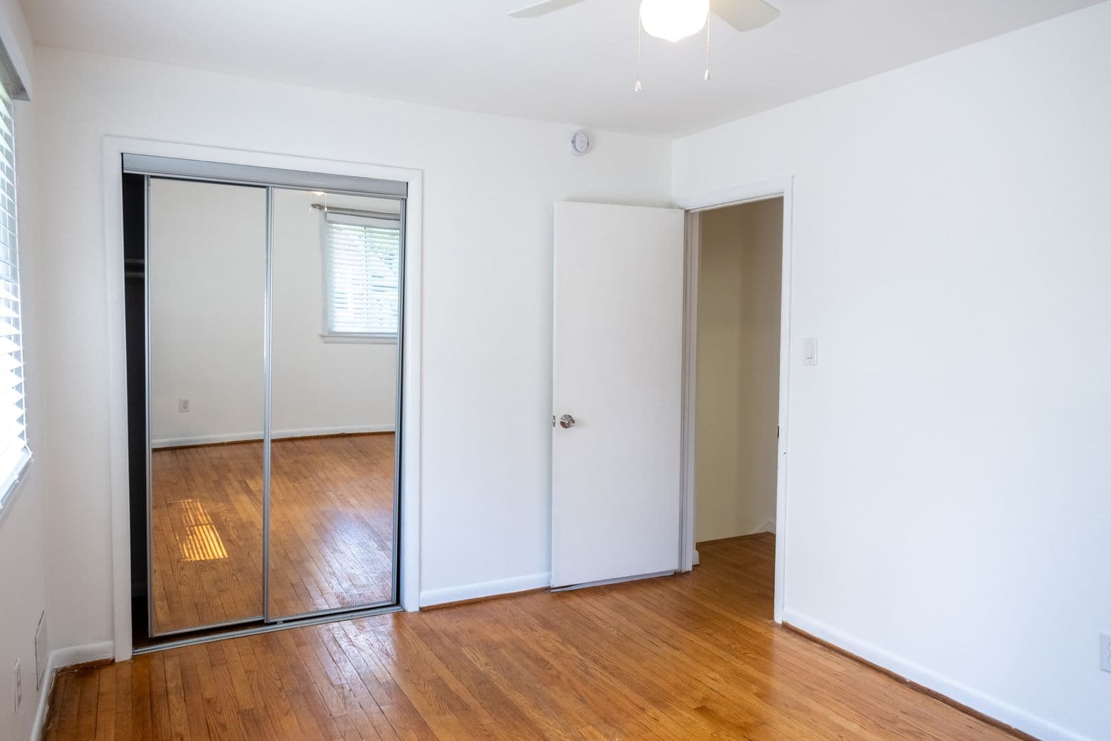 Silver Spring House: 10000 Kinross Ave