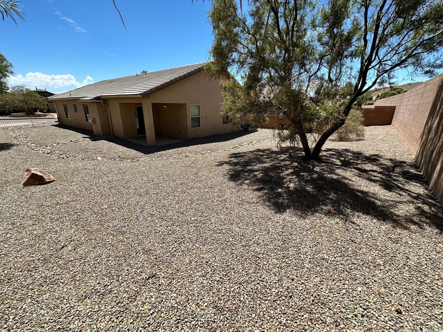 Los Lunas House: 841 Purple Aster SW