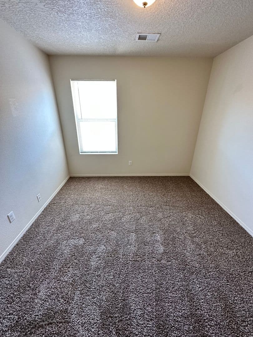 Los Lunas House: 841 Purple Aster SW
