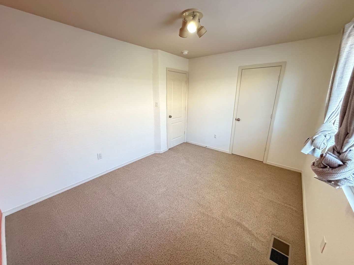 Albuquerque House: 7419 Desert Eagle Road NE
