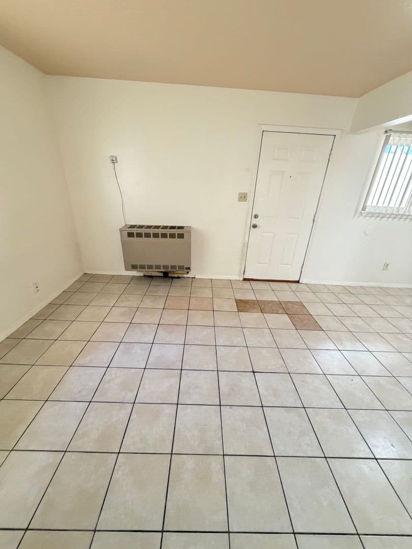 Albuquerque Apartment: 501 Texas Street NE