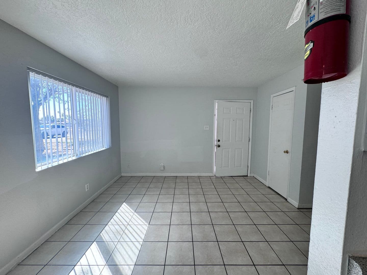 Los Lunas Apartment: 250 Village Dr