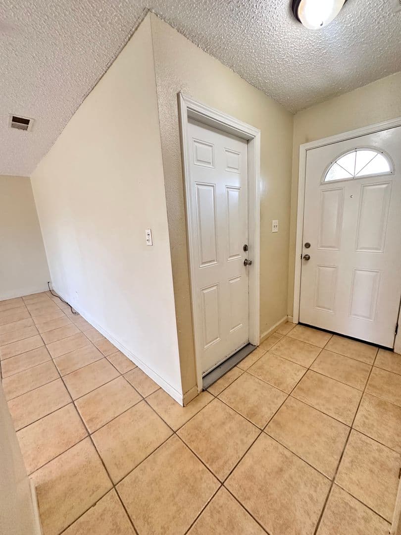 Rio Rancho House: 1785 Alpha Court SE