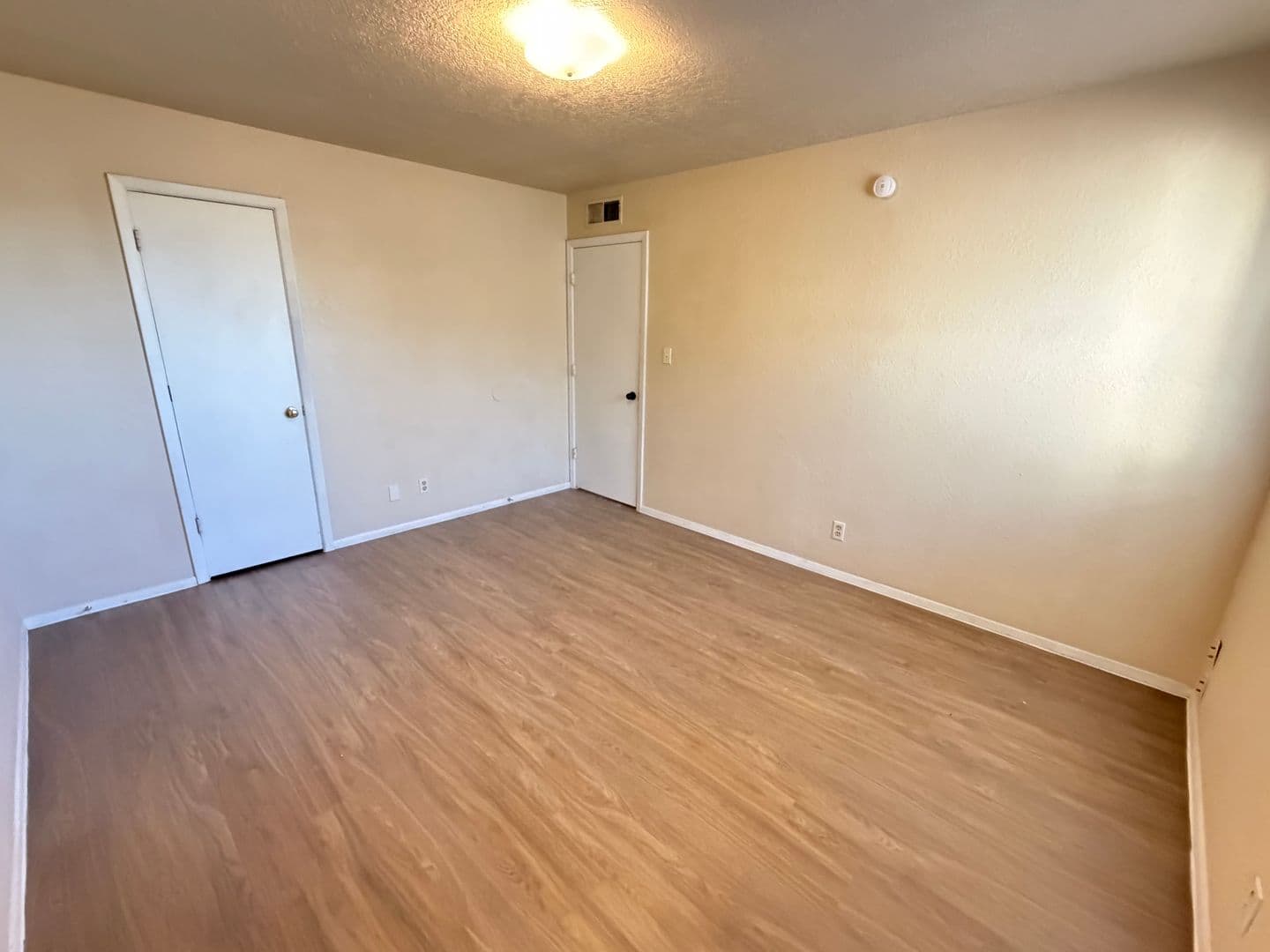 Rio Rancho Apartment: 507 Vancouver Road SE
