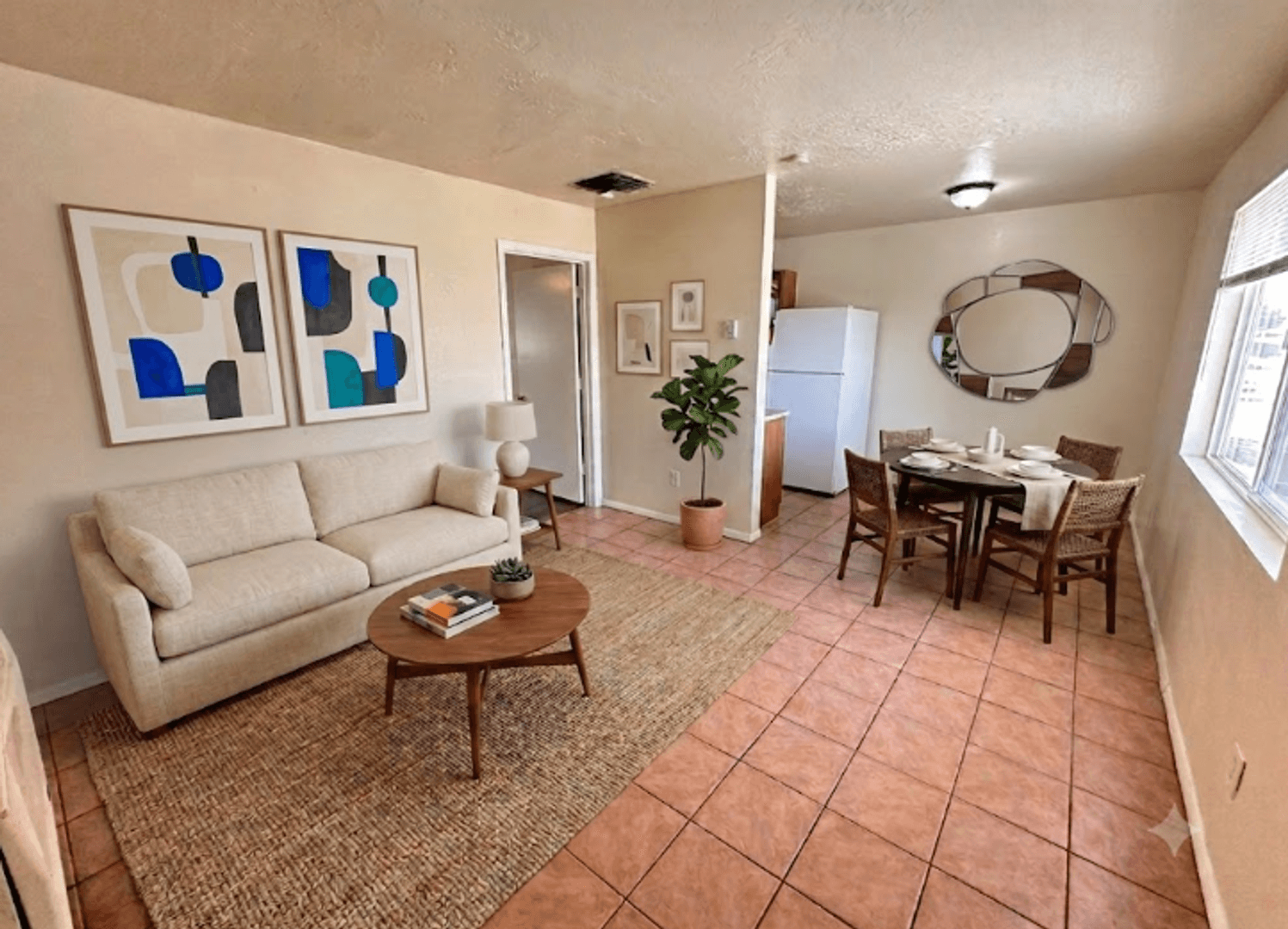 Albuquerque Apartment: 501 Texas Street NE