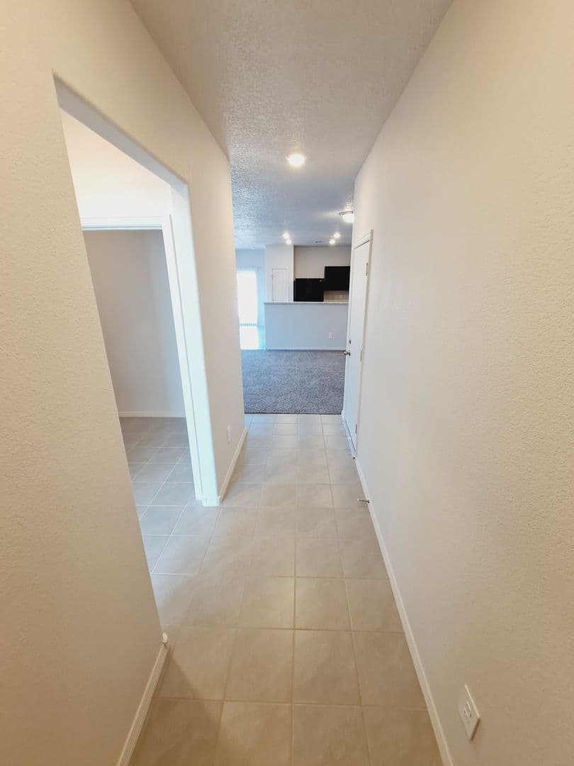 Los Lunas House: 761 Desert Senna