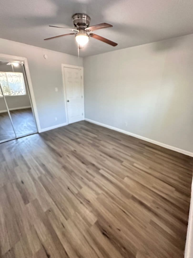 Albuquerque Apartment: 210 Cornell Drive SE
