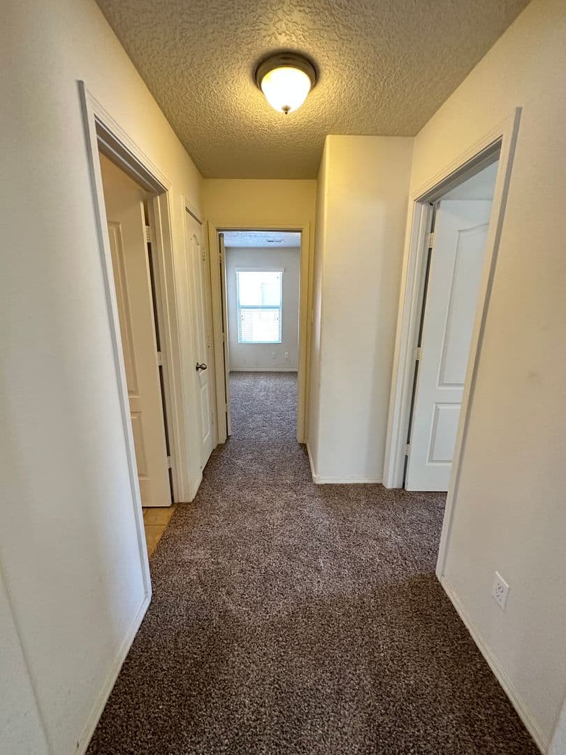 Los Lunas House: 841 Purple Aster SW