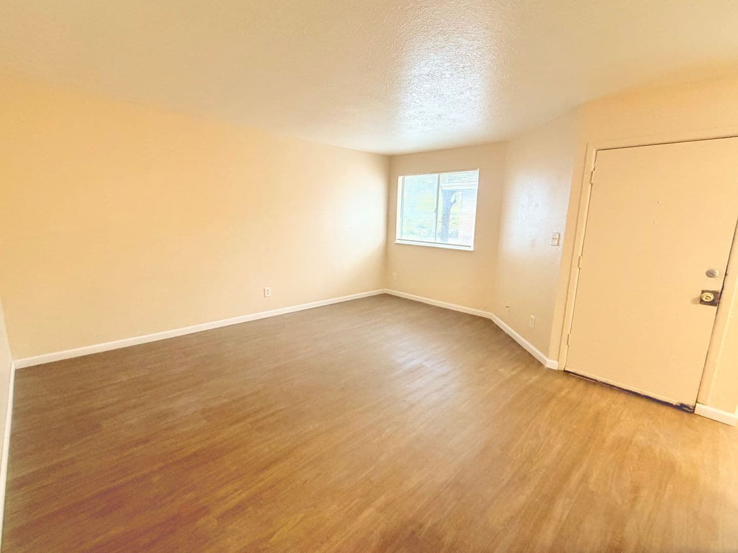 Rio Rancho Apartment: 509 Vancouver Road SE