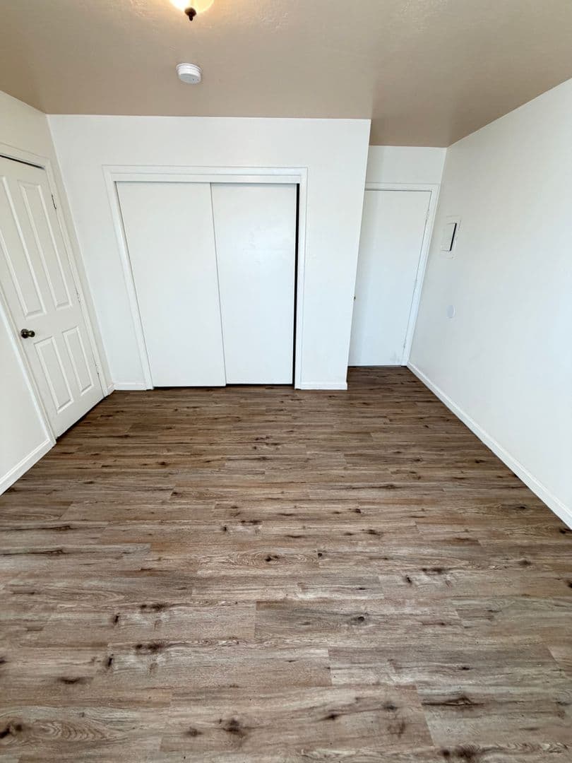 Albuquerque Apartment: 501 Texas Street NE