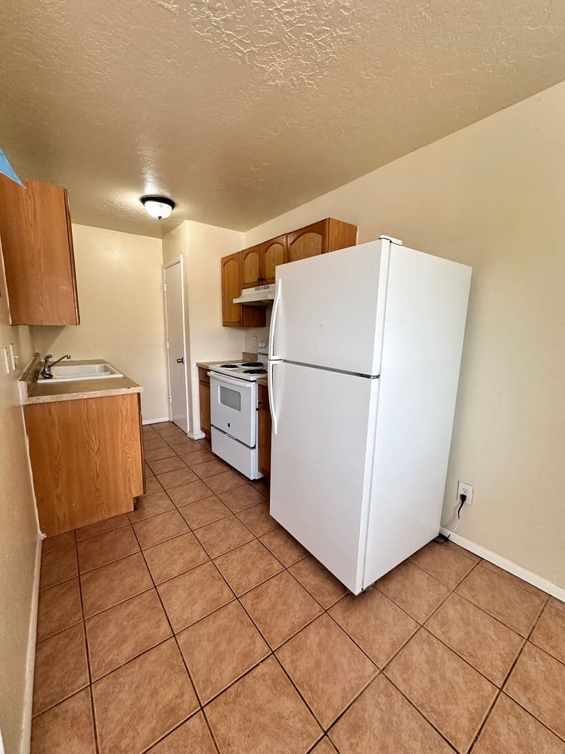 Albuquerque Apartment: 501 Texas Street NE