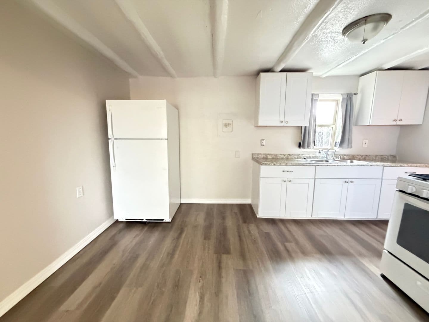 Albuquerque Apartment: 426 Towner Ave NW