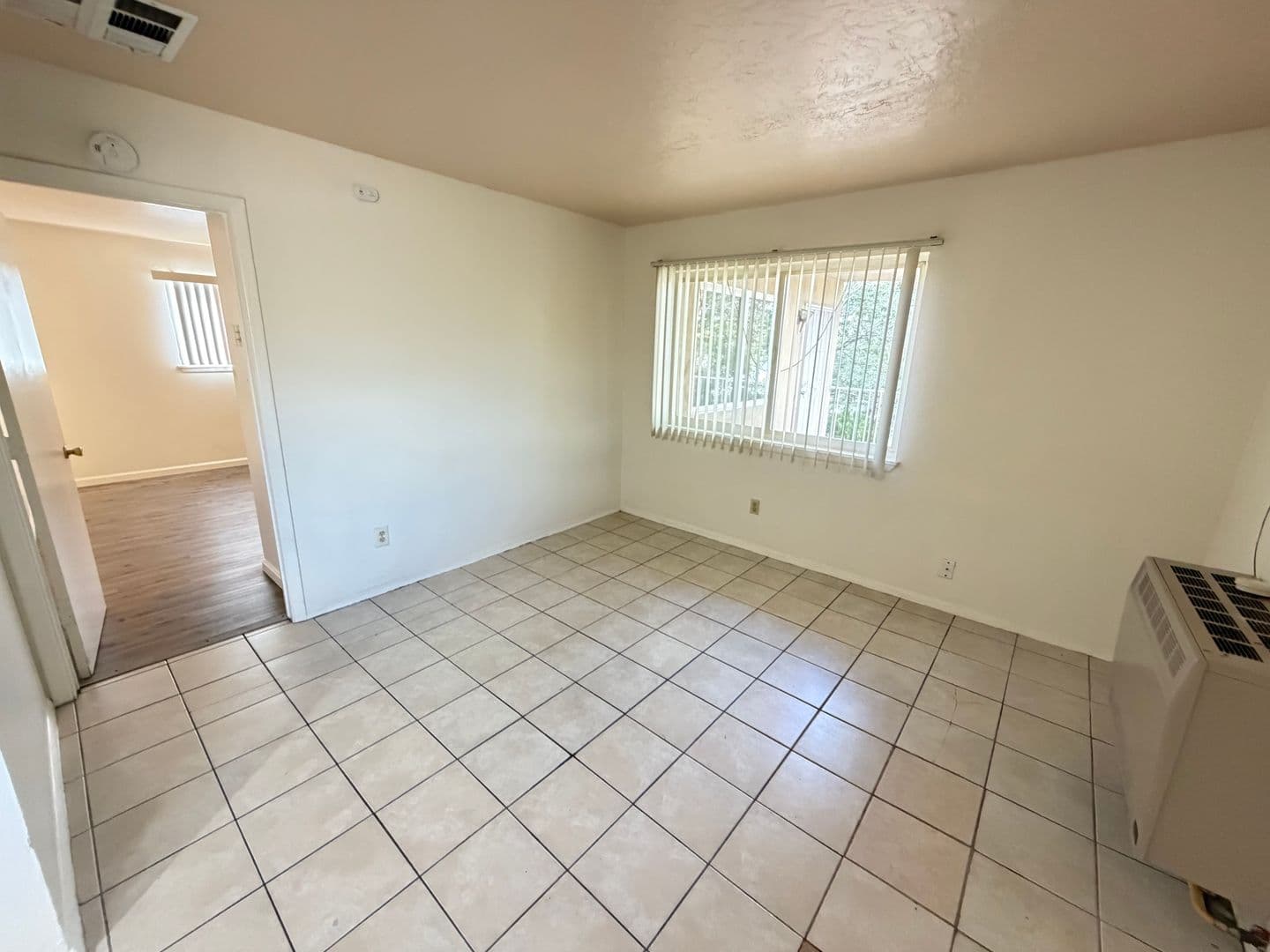 Albuquerque Apartment: 501 Texas Street NE