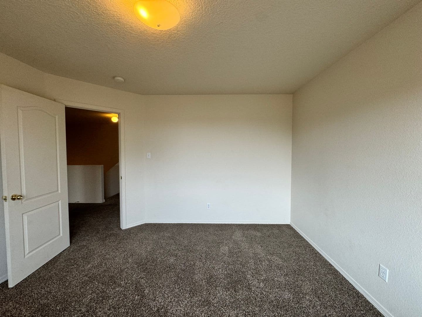 Los Lunas House: 520 Rain Lily Road SW