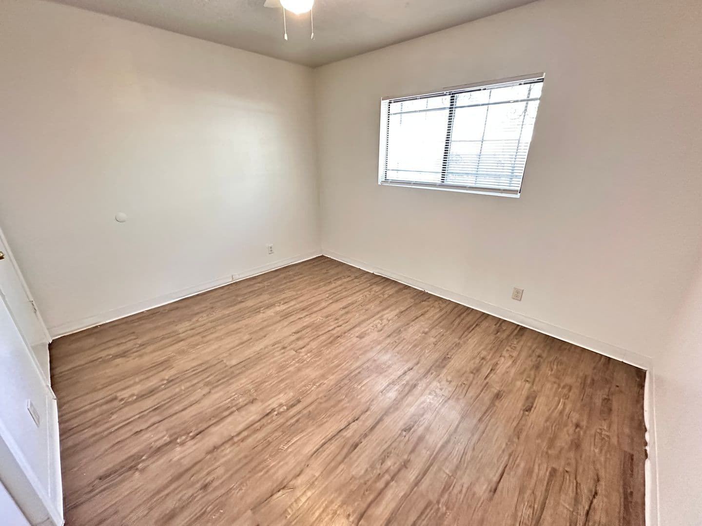 Albuquerque Apartment: 3618 Lafayette Drive Ne
