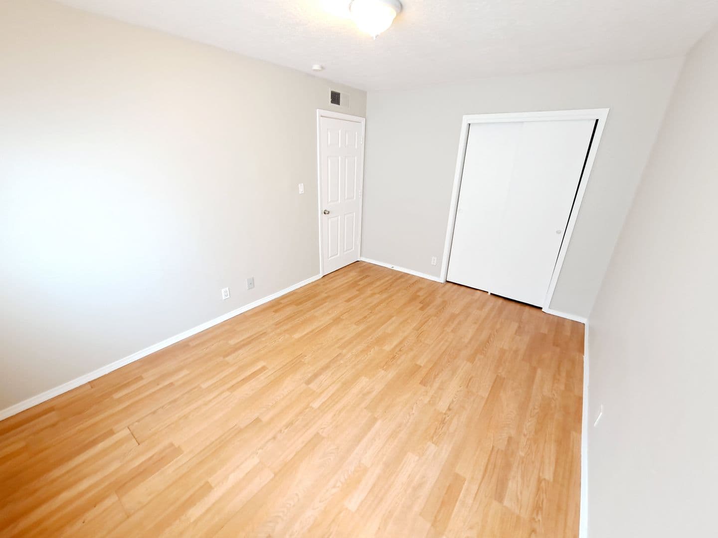 Albuquerque Apartment: 131 Tennessee St Se