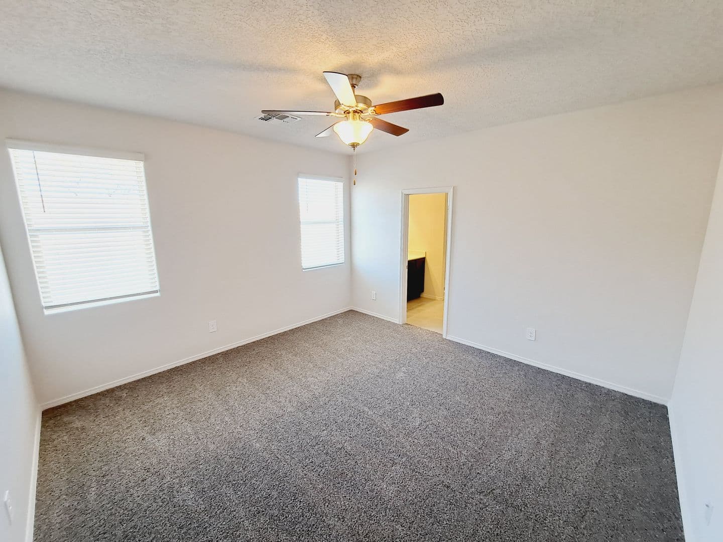 Los Lunas House: 761 Desert Senna
