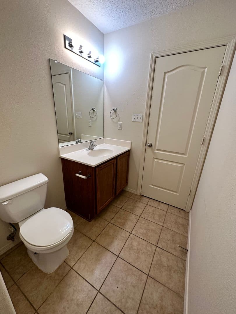 Los Lunas House: 841 Purple Aster SW
