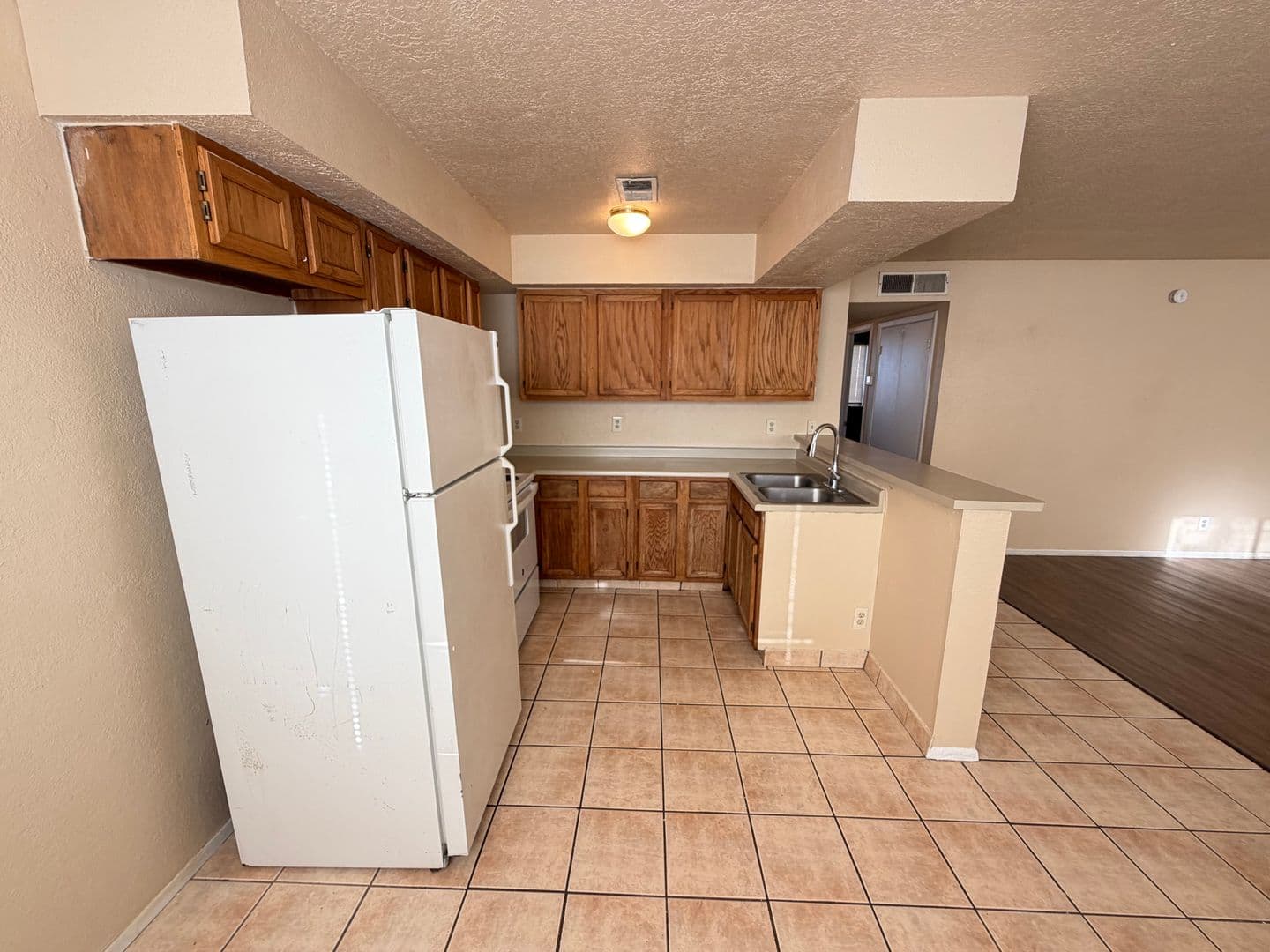 Rio Rancho Apartment: 507 Vancouver Road SE