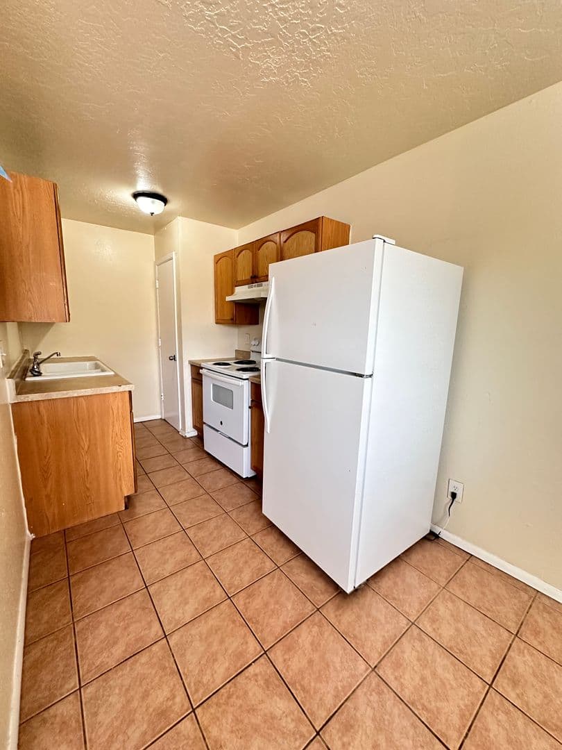 Albuquerque Apartment: 501 Texas Street NE