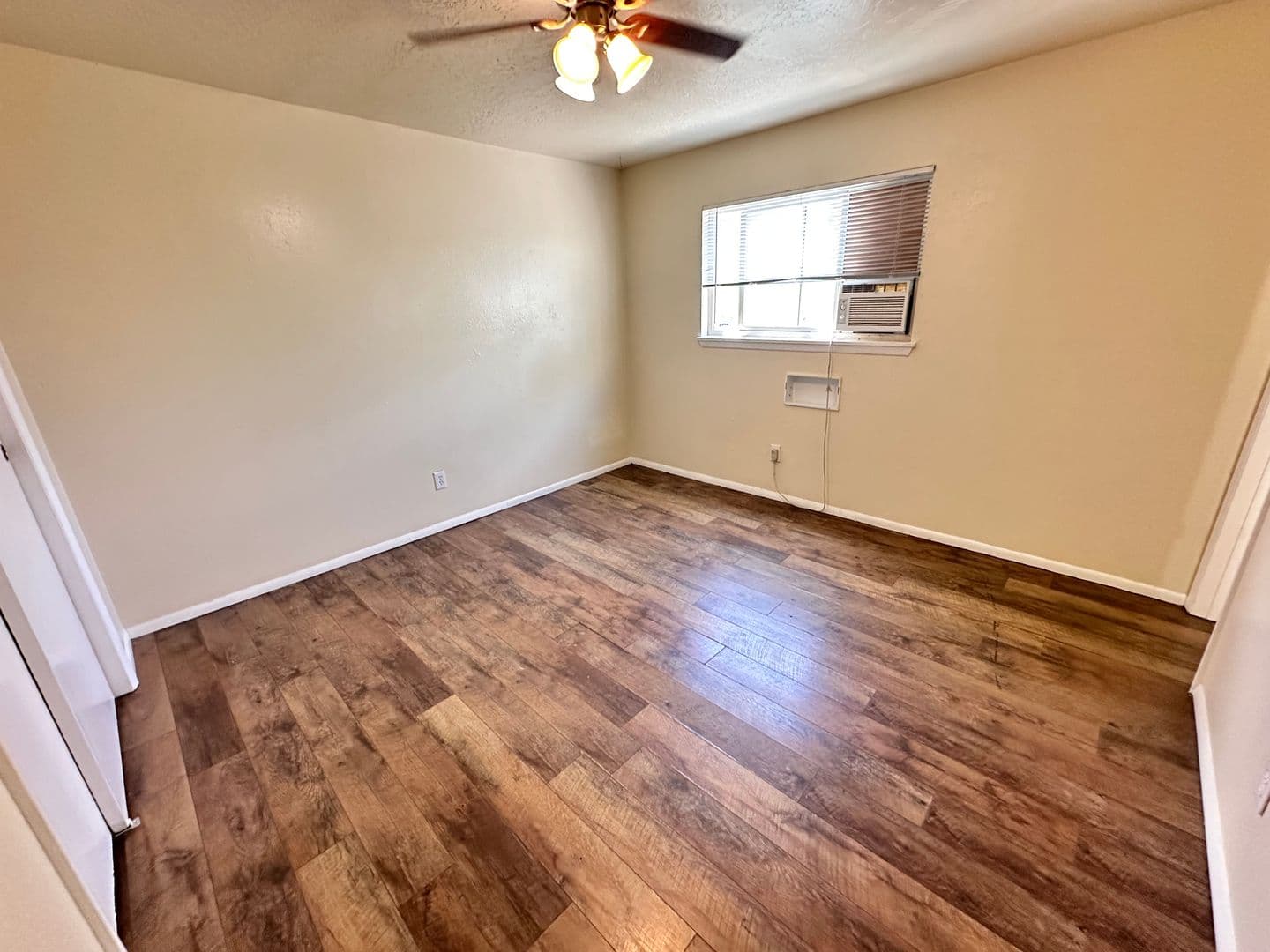 Albuquerque Apartment: 501 Texas Street NE