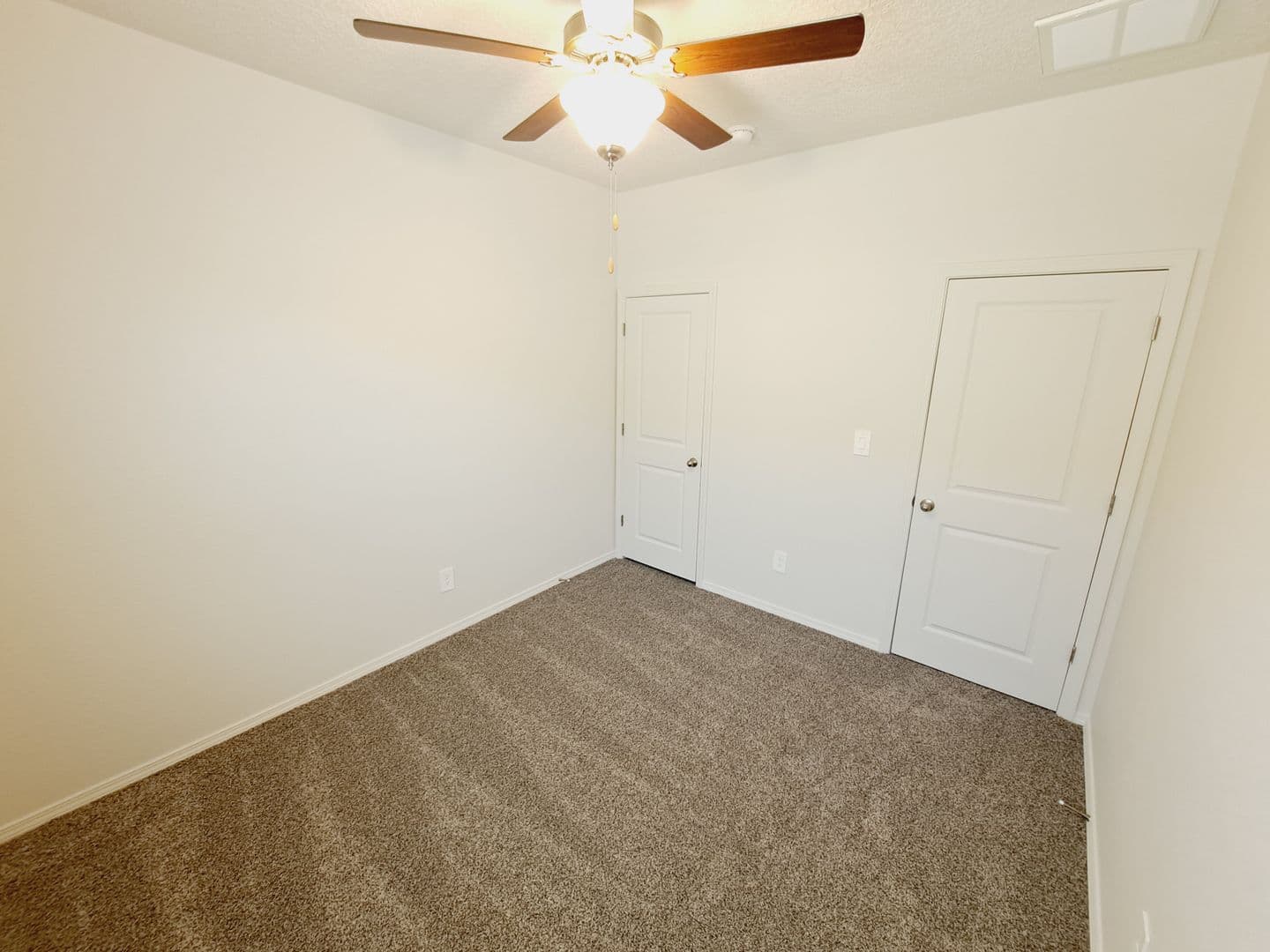 Los Lunas House: 761 Desert Senna