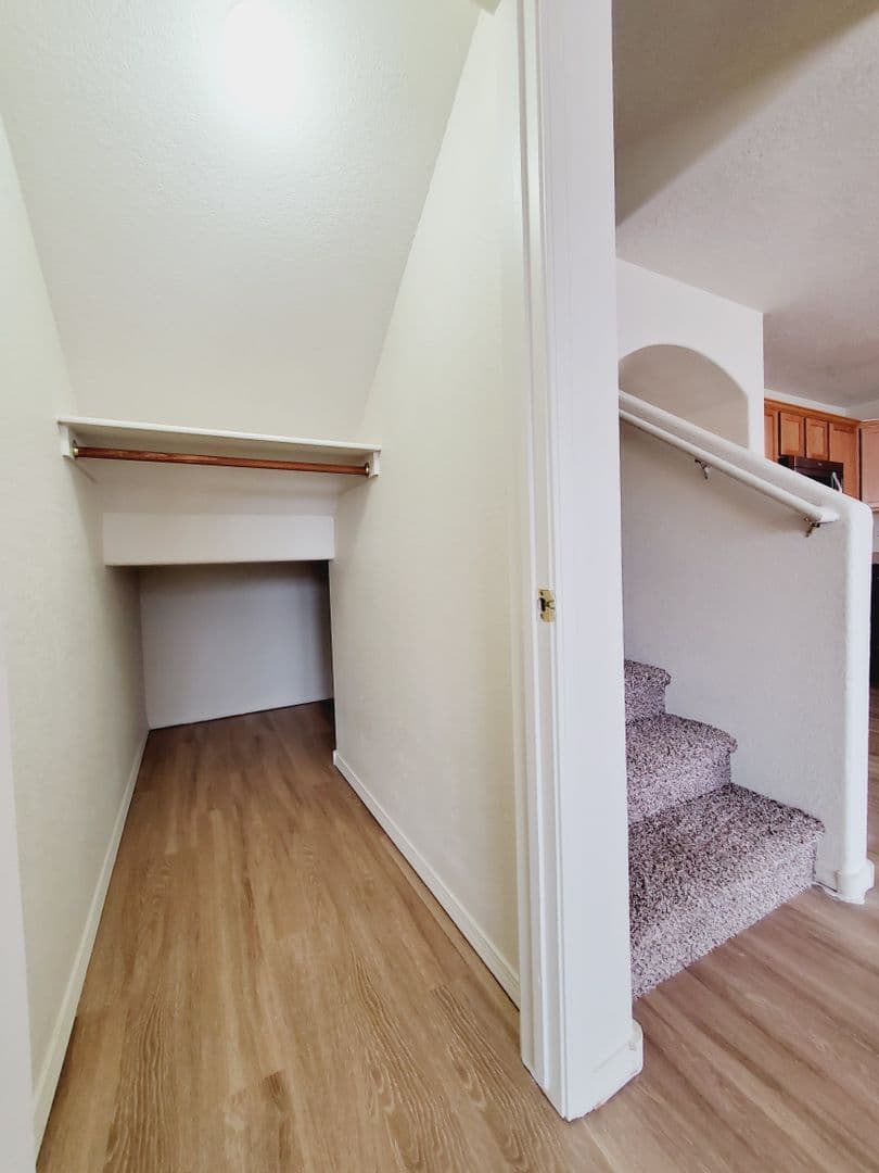 Los Lunas House: 631 Rain Lily