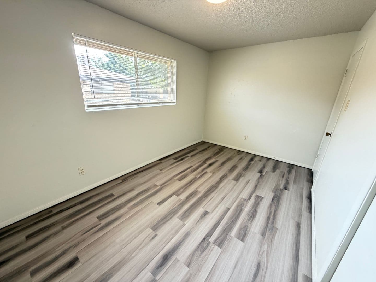 Albuquerque Apartment: 3211 Morris Street NE