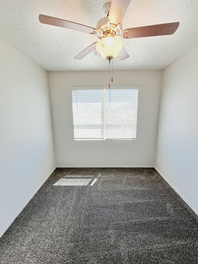 Los Lunas House: 761 Desert Senna