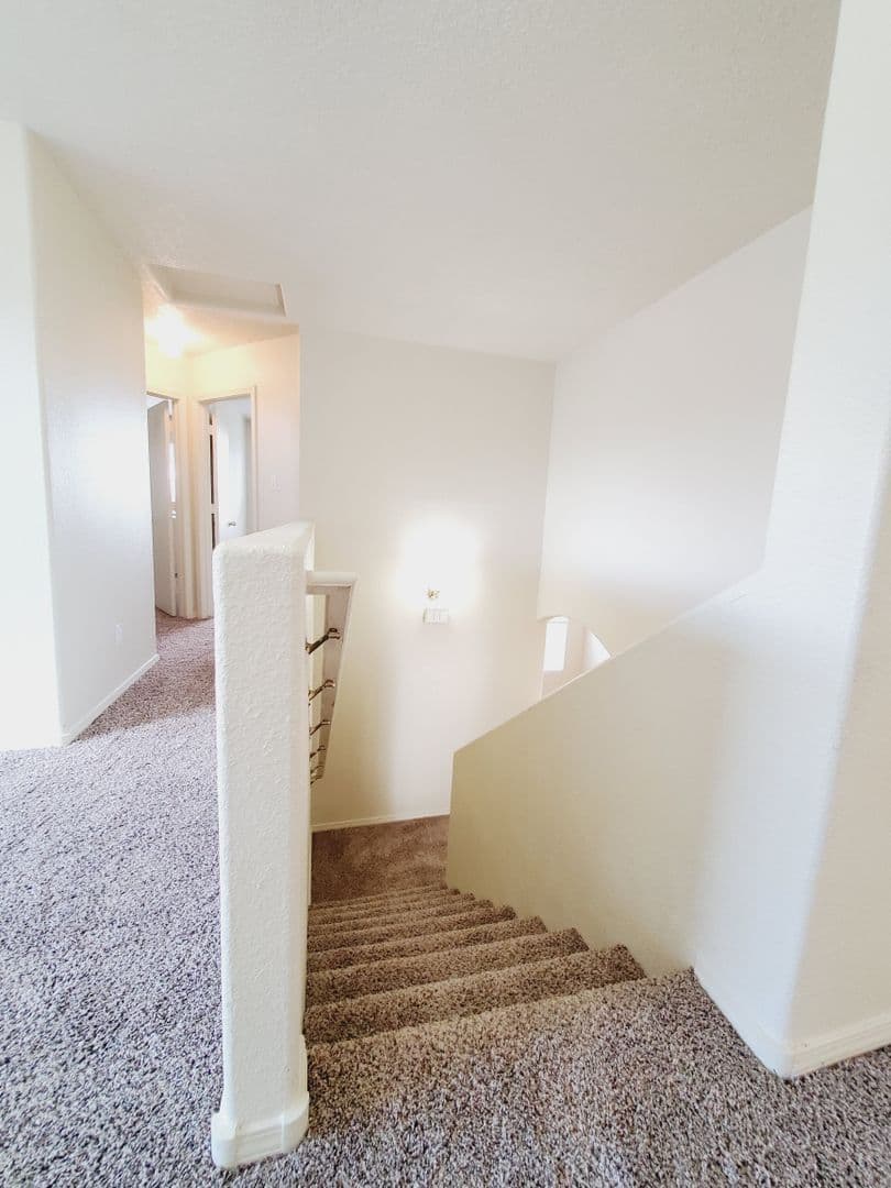 Los Lunas House: 631 Rain Lily