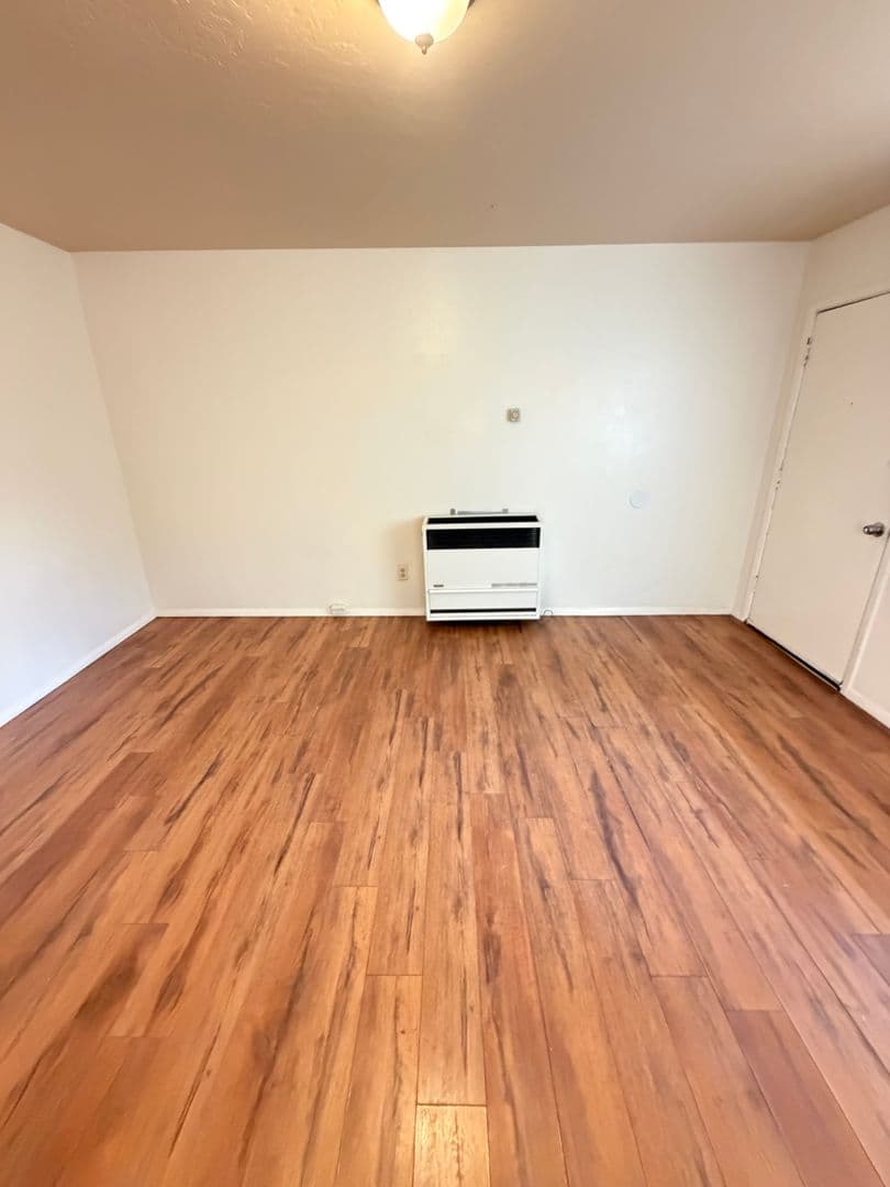 Albuquerque Apartment: 501 Texas Street NE