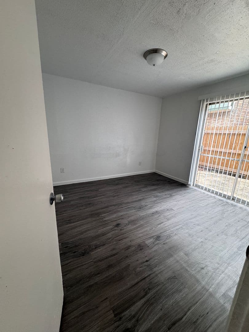 Houston Apartment: 9310 Long Point