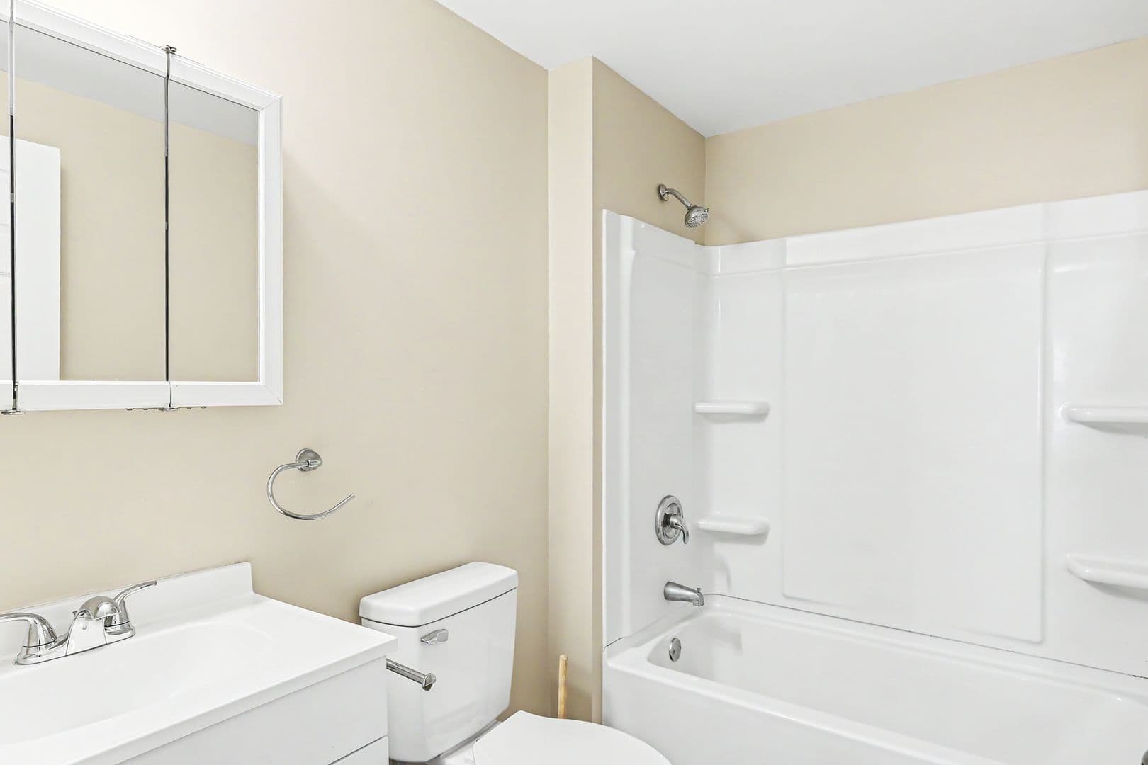 Lemoyne Apartment: 506 Market Street