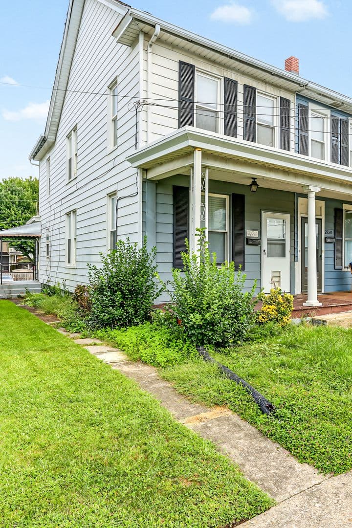 Harrisburg House: 2728 Butler St