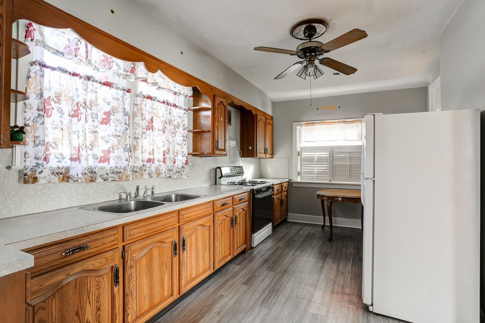 New Cumberland House: 168 8th st