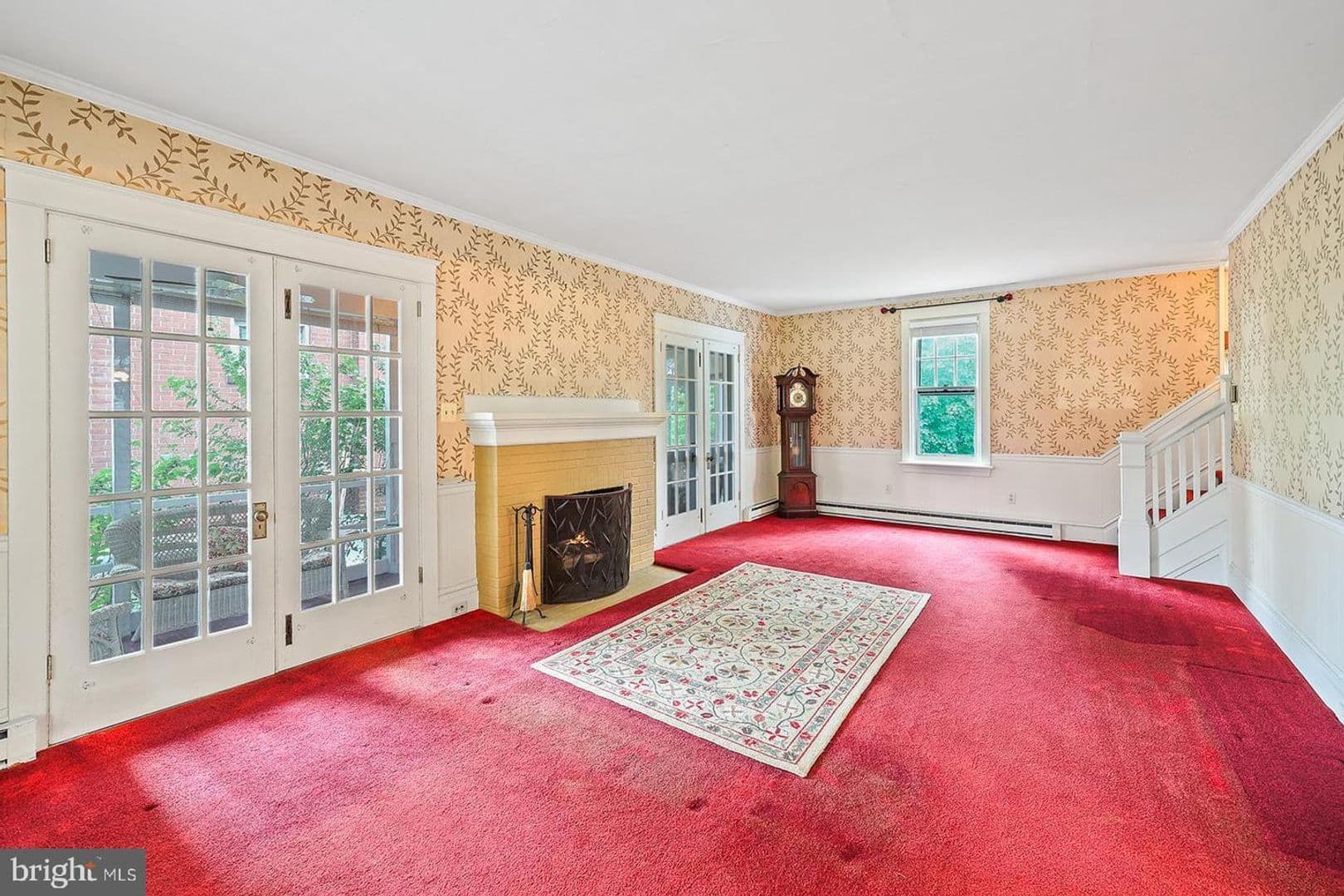 Camp Hill House: 34 S 24th St