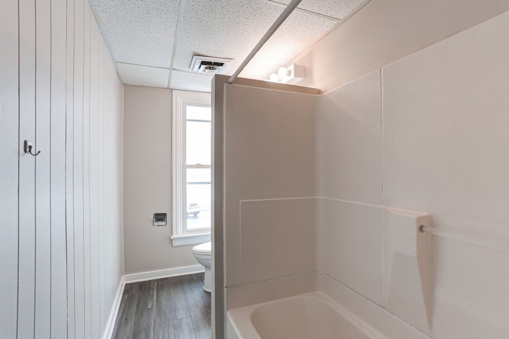 Wormleysburg Apartment: 306 S Front St.