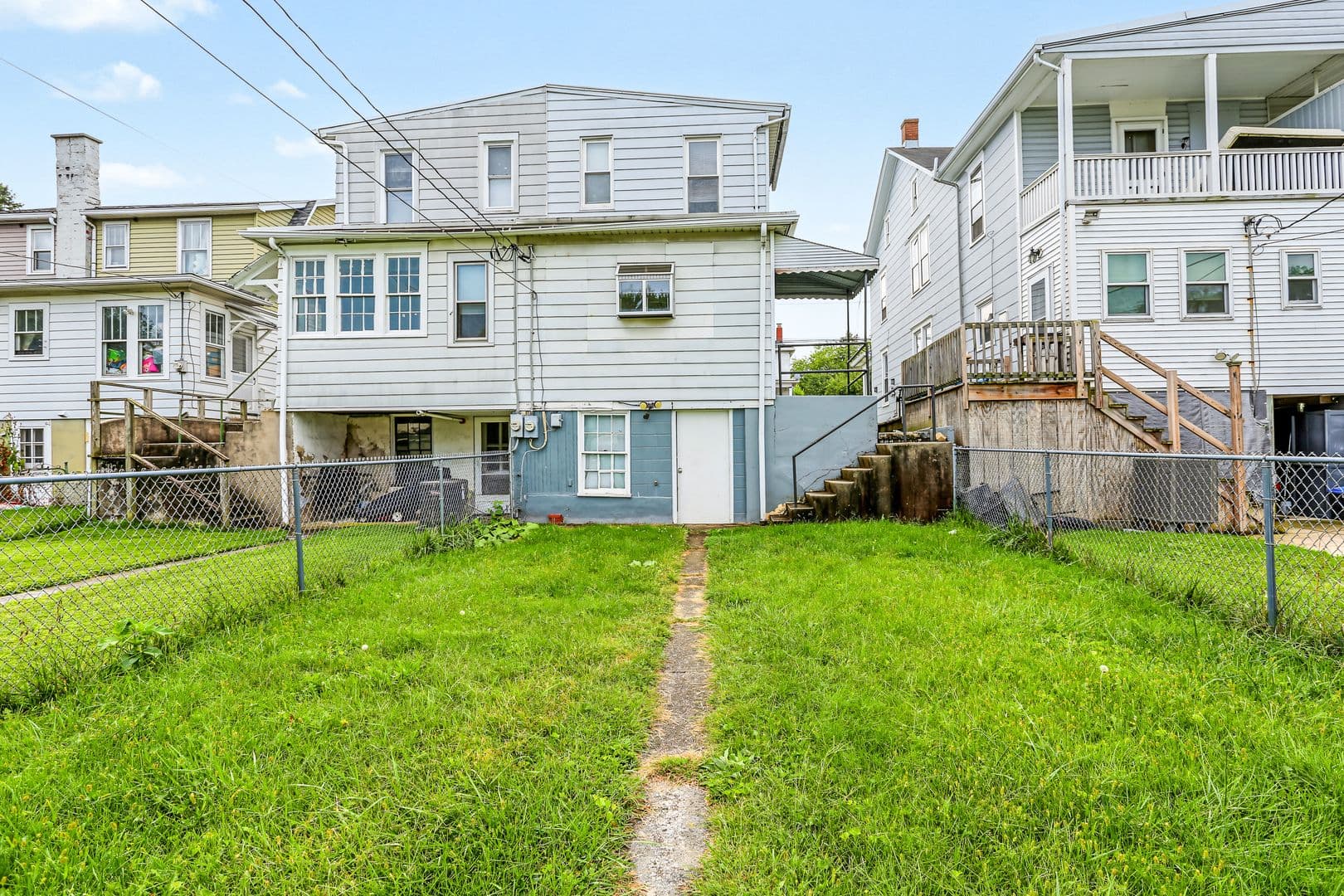 Harrisburg House: 2728 Butler St
