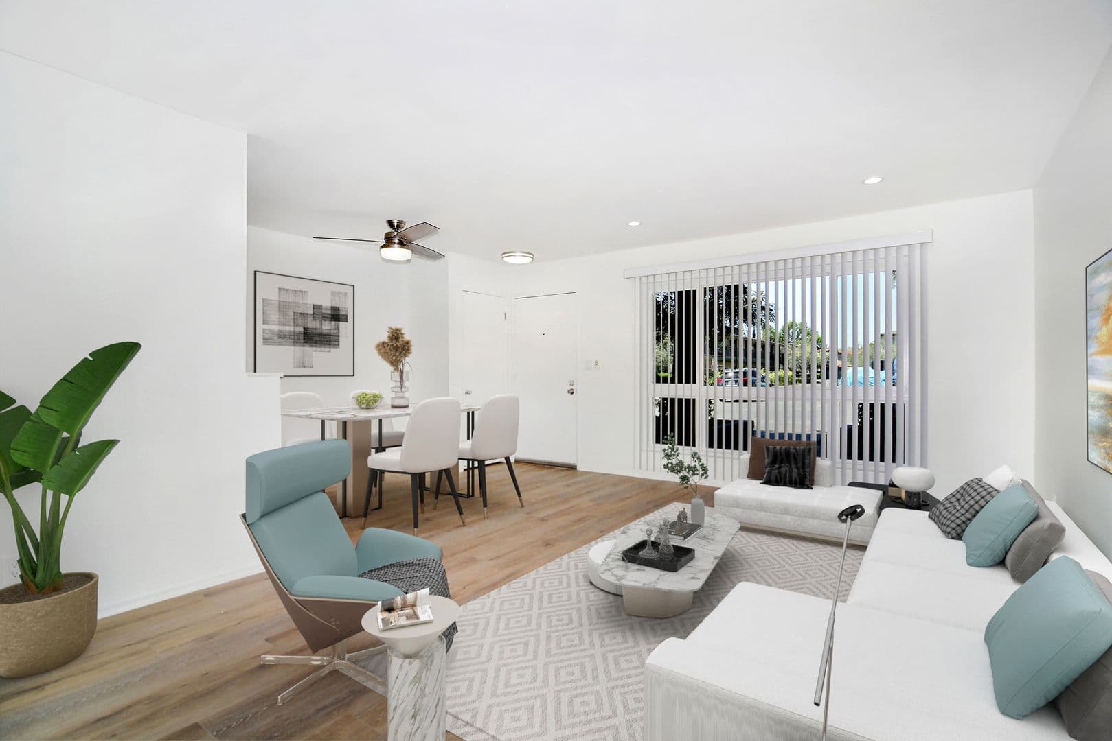 Van Nuys Apartment: 14960 Sherman Way